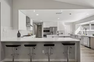 9918 Ila Dr, Dallas, TX 75220 - Photo 8