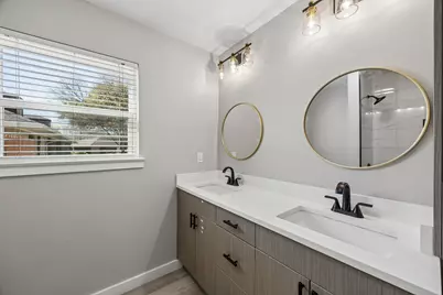 9918 Ila Drive, Dallas, TX 75220 - Photo 32