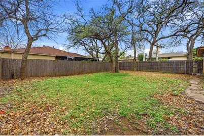 4300 Spring Hill Lane, Arlington, TX 76016 - Photo 32