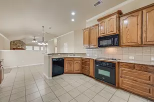 932 Cook St, Mansfield, TX 76065 - Photo 8