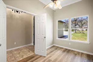 4403 N Port Ridglea Ct, Granbury, TX 76049 - Photo 6