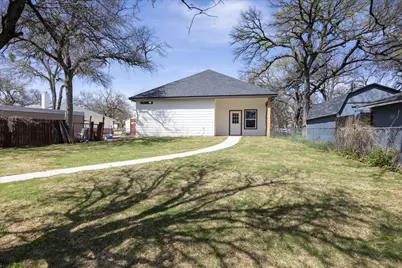 4403 N Port Ridglea Court, Granbury, TX 76049 - Photo 24