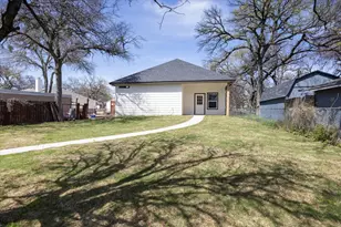 4403 N Port Ridglea Ct, Granbury, TX 76049 - Photo 24
