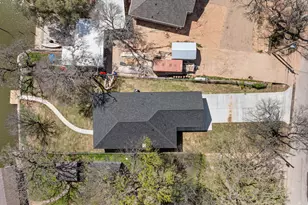 4403 N Port Ridglea Ct, Granbury, TX 76049 - Photo 26