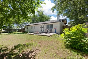 600 Meadowcrest Dr, Crowley, TX 76036 - Photo 18