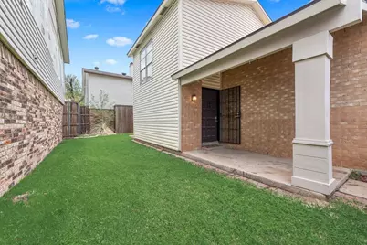 2643 Via Ventura Circle, Carrollton, TX 75006 - Photo 22