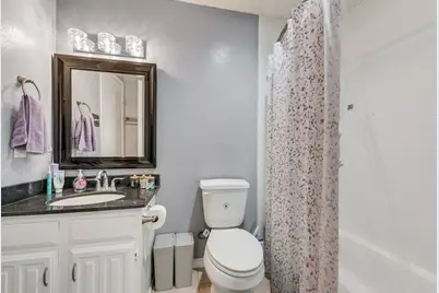 2643 Via Ventura Circle, Carrollton, TX 75006 - Photo 20