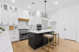 10434 Vinemont St, Dallas, TX 75218 - Photo 12