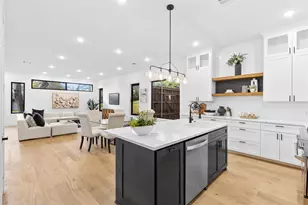 10434 Vinemont St, Dallas, TX 75218 - Photo 14