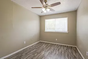 2910 Prichard Ln, Dallas, TX 75227 - Photo 4