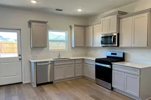 2519 Midfield Wy, Princeton, TX 75407 - Photo 2