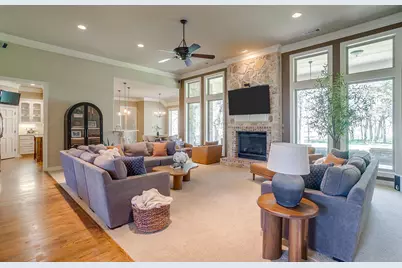 542 S Sugartree Drive, Lipan, TX 76462 - Photo 10