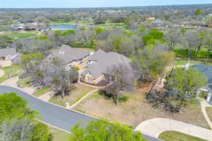 542 S Sugartree Dr, Lipan, TX 76462 - Photo 38