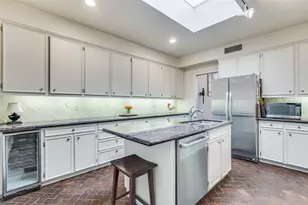 5845 Farquhar Ln, Dallas, TX 75209 - Photo 12