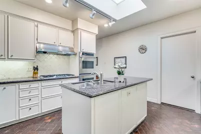 5845 Farquhar Lane, Dallas, TX 75209 - Photo 14