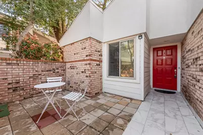 2705 Keller Springs Court, Carrollton, TX 75006 - Photo 4