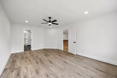 912 Sandhurst Drive, Plano, TX 75025 - Photo 14