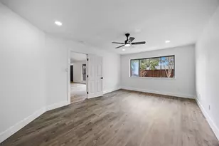 912 Sandhurst Dr, Plano, TX 75025 - Photo 16