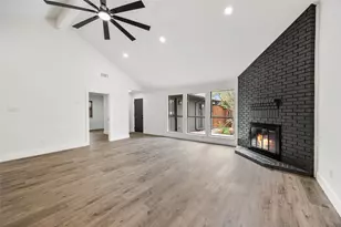 912 Sandhurst Dr, Plano, TX 75025 - Photo 8