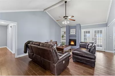 102 Dawn Circle, Weatherford, TX 76086 - Photo 6