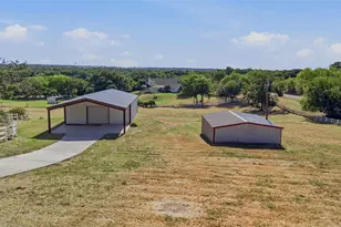 102 Dawn Cir, Weatherford, TX 76086 - Photo 22