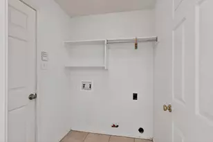 2086 Montclair Ln, Lewisville, TX 75067 - Photo 32