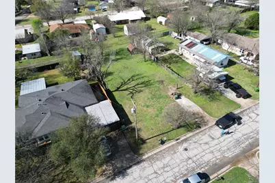 407 S Jefferson Street, Glen Rose, TX 76043 - Photo 2