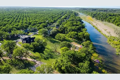 8820 Ravenswood Road, Granbury, TX 76049 - Photo 8