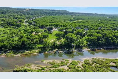 8820 Ravenswood Road, Granbury, TX 76049 - Photo 2