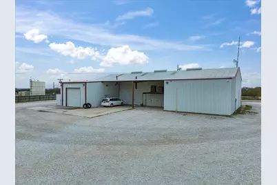 707 S Wickham Street, Alvord, TX 76225 - Photo 14