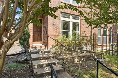 2405 Throckmorton Street, Dallas, TX 75219 - Photo 4