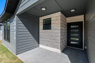 4915 Wichita St, Granbury, TX 76048 - Photo 4