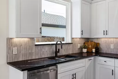 4915 Wichita Street, Granbury, TX 76048 - Photo 8