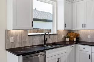 4915 Wichita St, Granbury, TX 76048 - Photo 8