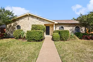 905 Stone Trail Dr, Plano, TX 75023 - Photo 2