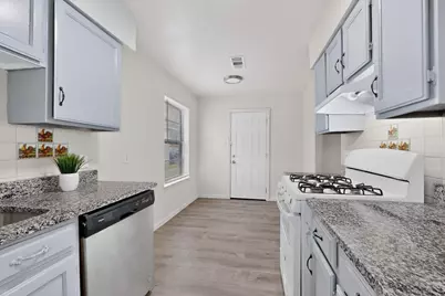 1538 Oakbrook Street, Lancaster, TX 75134 - Photo 10