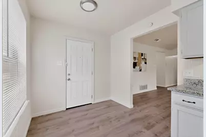 1538 Oakbrook Street, Lancaster, TX 75134 - Photo 6