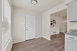 1538 Oakbrook St, Lancaster, TX 75134 - Photo 6