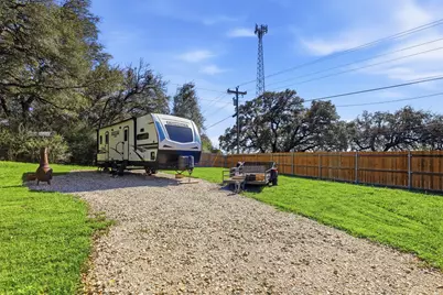 613 Mustang Trail, Granbury, TX 76049 - Photo 16