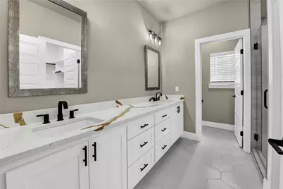 919 SW 3rd Avenue, Mineral Wells, TX 76067 - Photo 32