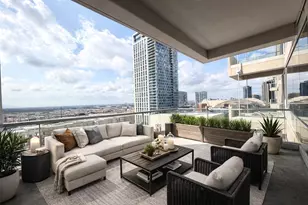 2408 Victory Park Ln, Dallas, TX 75219 - Photo 6