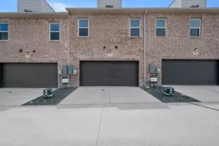 5704 Lakeview Dr, Watauga, TX 76148 - Photo 4