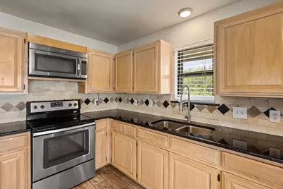 5221 River Ridge Street, Granbury, TX 76048 - Photo 16