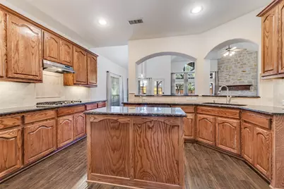 529 Windward Drive, Murphy, TX 75094 - Photo 10