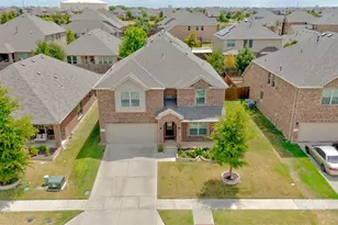 10037 Kemah Pl, McKinney, TX 75071 - Photo 2