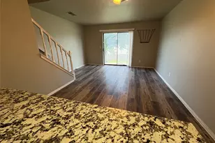 808 W Collins St, Denton, TX 76201 - Photo 4