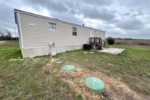 8082 FM697, Whitewright, TX 75491 - Photo 8