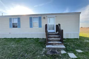 8082 FM697, Whitewright, TX 75491 - Photo 2