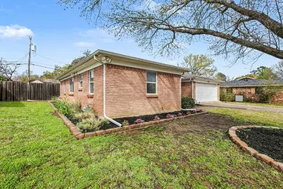 1113 Norwood Drive, Hurst, TX 76053 - Photo 4