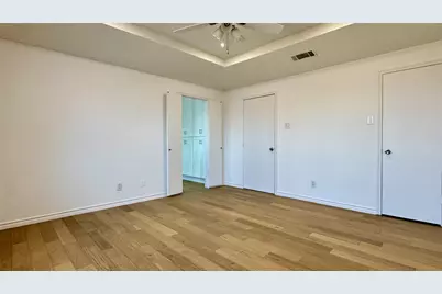 3915 Spring Hollow Drive, Carrollton, TX 75007 - Photo 18